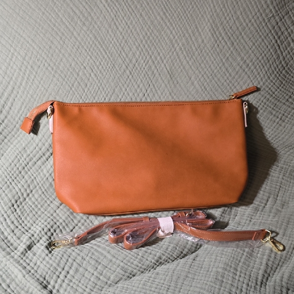 Steve Madden Handbags - Steve MaddenElegant Tan Leather Women's Bag, NWOT